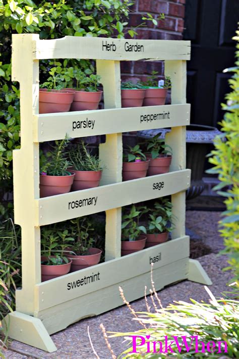 How to Make an Herb Garden from a Pallet - PinkWhen