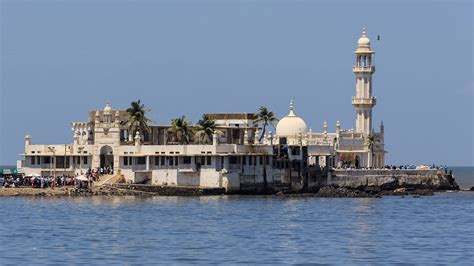 Haji Ali Dargah | Mumbai, India Attractions - Adotrip