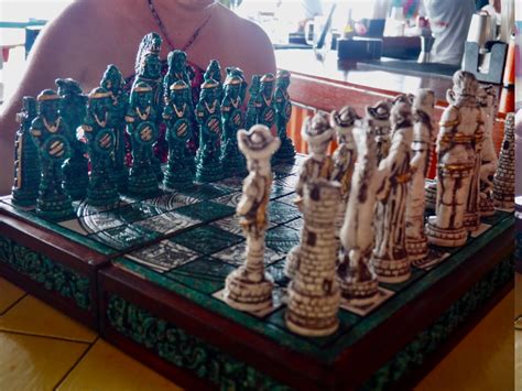 The Most Beautiful Chess Set – Snowbird of Paradise