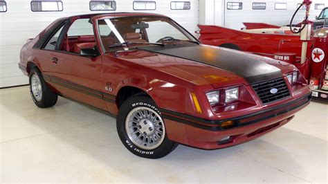 Video: 1984 Ford Mustang GT Quick Tour - Mustang Specs