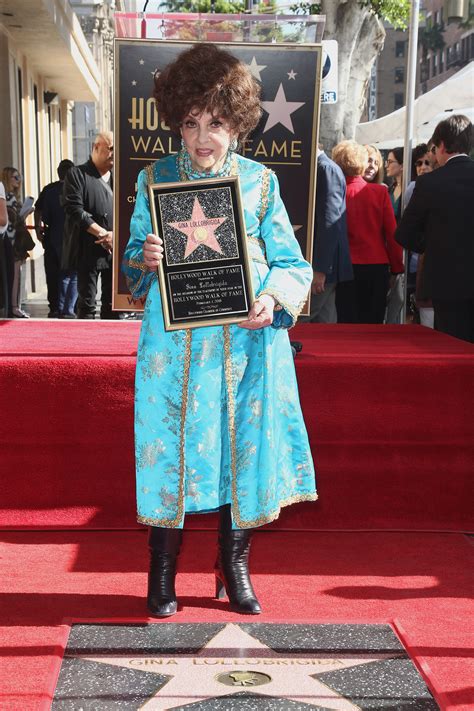 Gina Lollobrigida Honored in Hollywood, Meets HFPA - Golden Globes