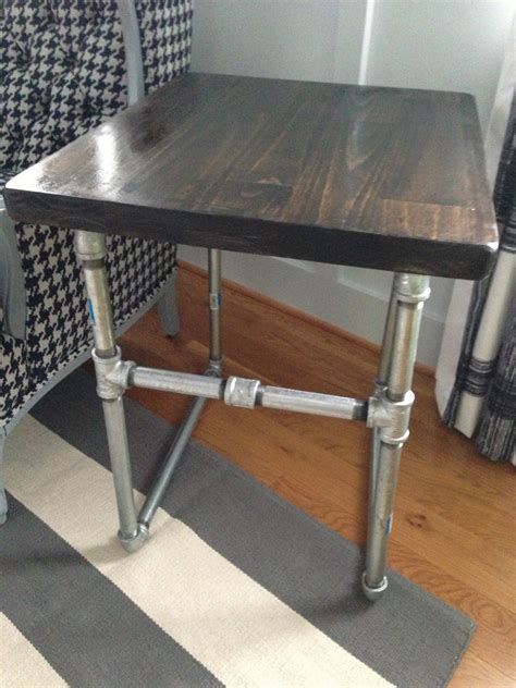 Olivia Grayson Interiors: DIY: Industrial Chic Side Table