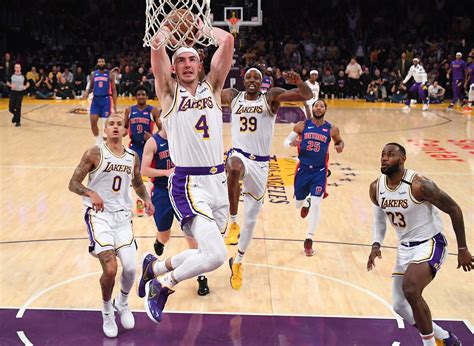 Alex Caruso Dunk - New Year S Resolutions For The Los Angeles Lakers ...