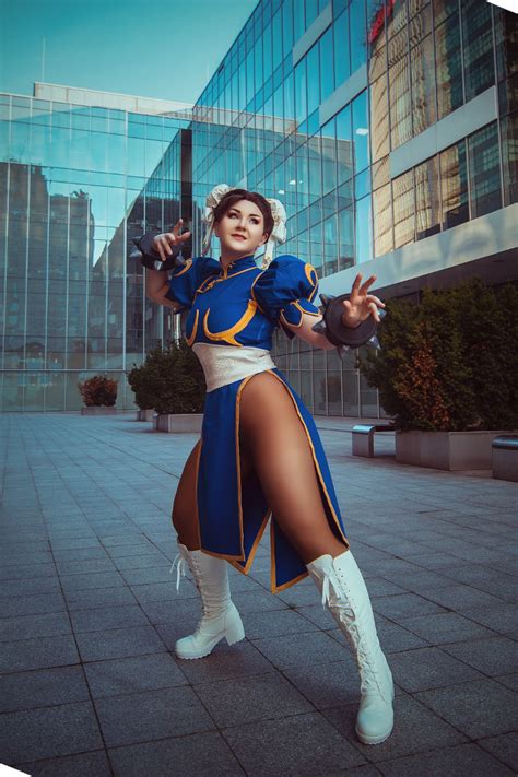 Chun Li from Street Fighter - Daily Cosplay .com