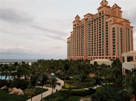 The Reef at Atlantis Bahamas - A Photo Review and 32 Tips for an ...