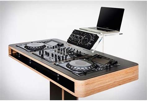 Pin on MUSIC | Dj table, Dj booth, Dj room