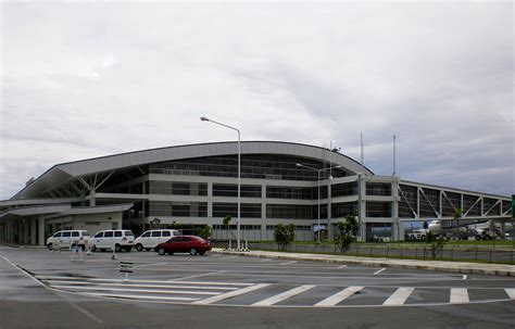 File:Iloilo Airport Exterior.jpg - Wikimedia Commons