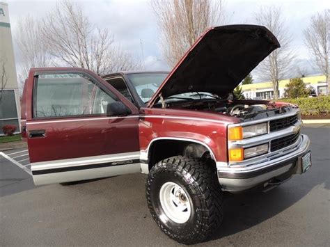 1995 Chevrolet Tahoe LS 4dr / 4WD / LIFTED LIFTED