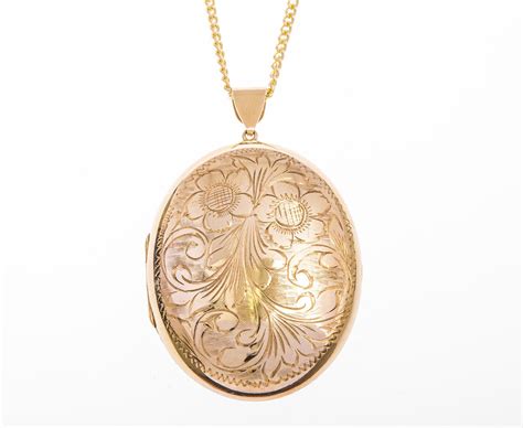 Vintage 9ct Gold Large Oval Locket | Buy Online | Free Insured UK Delivery