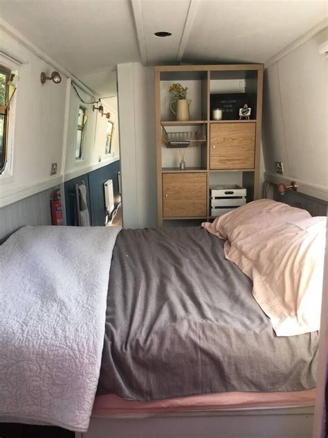 Comfortable canal boat on peaceful regents canal - Boats for Rent in ...