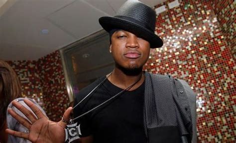 Ne-Yo - "Miss Independent" LIVE @ MTV