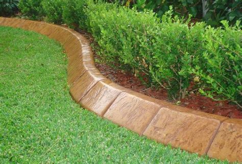 Simple Glossy Bricks For Grass Edge - Best Lawn Edging Ideas: Beautiful, Simple, Easy Lawn ...