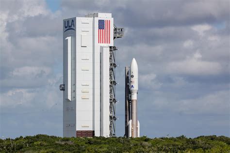 ULA rolls Atlas 5 rocket to launch pad at Cape Canaveral – Spaceflight Now