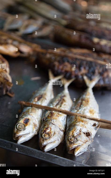 Grilled Seafood in Kep Crab market, Kep, Cambodia Asia Stock Photo - Alamy