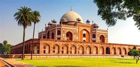 Visiting Delhi Monuments: Entrance Fees and Timings 2024