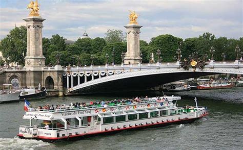 Sông Seine Paris - Dòng sông mang vẻ đẹp kiêu sa tại Pháp