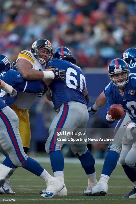 NFL Football - Pittsburgh Steelers Kimo von Oelhoffen against New ...