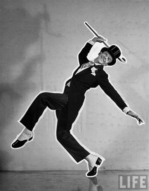 Classic Fred Astaire: Top Hat, White Tie and Tails. | Fred astaire, Fred, Hoofer