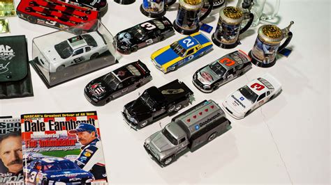 Dale Earnhardt Sr. Collectibles - Lot Of 46 | J457 | The Eddie Vannoy ...