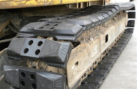 Rubber tracks and track pads for excavators | TKV