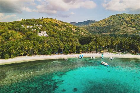 Exploring Lombok's Culture, Customs, and Traditions | KU Villas