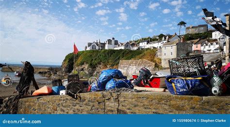 View Traditional Fishing Village Scene Port Isaac Harbour Editorial Stock Image - Image of ...