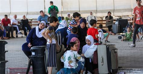 First Group Leaves Gaza Through Border Crossing: Israel-Hamas War Live ...