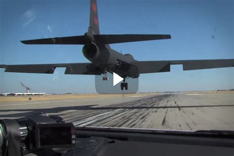 Watch A Chase Car Help U-2 Pilots Land | Boldmethod