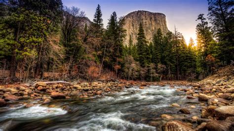 Sunrise in Yosemite National Park - 9 Best Spots To Watch The Spectacle