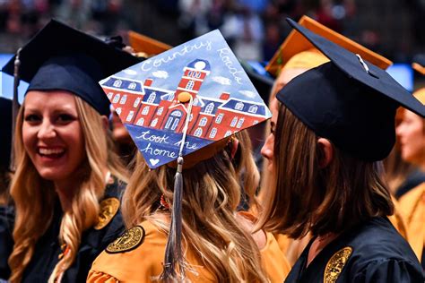 WVU releases May 2022 Commencement Ceremony information | E-News | West ...