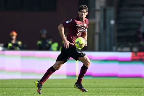 Salernitana's Federico Fazio on playing in a packed Olimpico: "Always special."