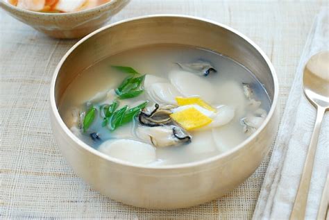 Gul Tteokguk (Oyster Rice Cake Soup) - Korean Bapsang