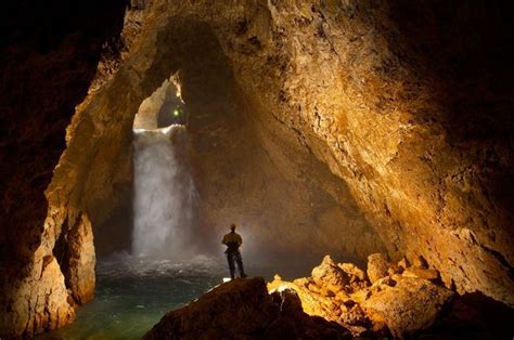 Majlis al Jinn Cave , Oman | Cave photography, Cave diving, Around the worlds