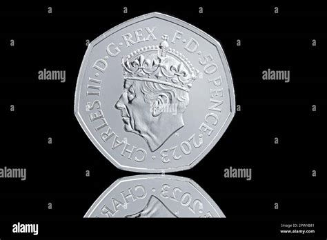 Crowned king charles iii 50p coin hi-res stock photography and images ...