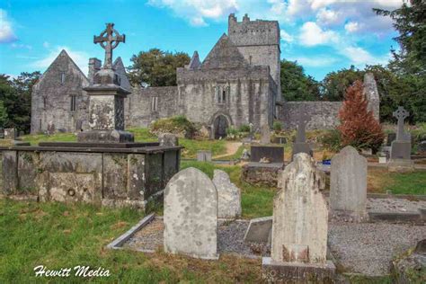 Wanderlust Travel & Photos - Muckross Abbey–3