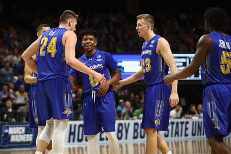 South Dakota State Basketball: Projecting Jackrabbits 2019-20 rotation ...