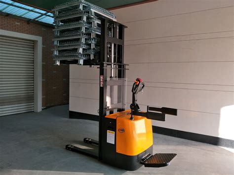 9.5m High Electric Reach Truck / High Lift Pallet Truck - Lift Pallet Truck and Electric Reach Truck