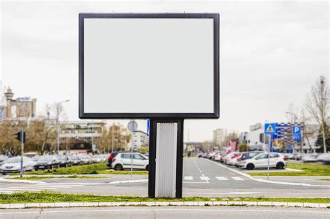 Outdoor Digital Advertising Screen : r/digital_sign