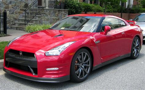 File:2013 Nissan GT-R -- 06-23-2012 1.JPG - Wikipedia