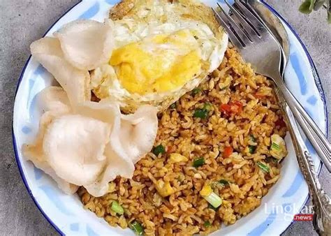 Resep Nasi Goreng Kampung Simple Buat Makan Malam - Lingkar News