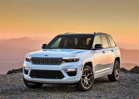 2022 Jeep Grand Cherokee: Performance, Price, and Photos