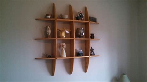 Curved wall shelf | Curved walls, Shelves, Floating shelves