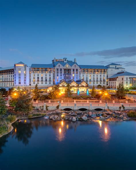 Gaylord Texan Resort & Convention Center, Grapevine, Texas, United States - Resort Review ...