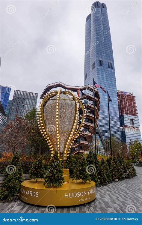 The Hudson Yards Shopping Mall Decorated for Holidays Season in New York Editorial Stock Photo ...