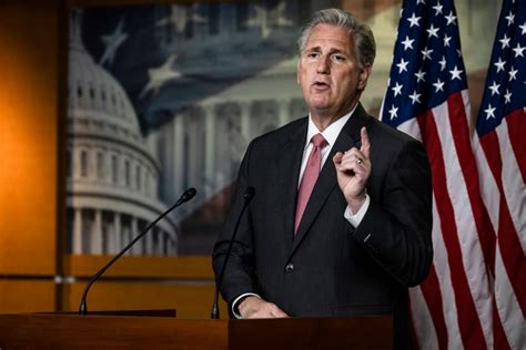 Bakersfield Rep. Kevin McCarthy reelected leader of House Republicans ...