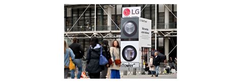 A Giant LG WashTower to Capture the Eyes of Parisians | LG Global