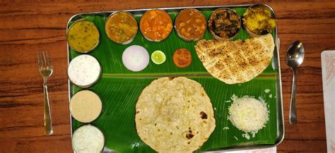 [I Ate] Noth India Thali : r/food