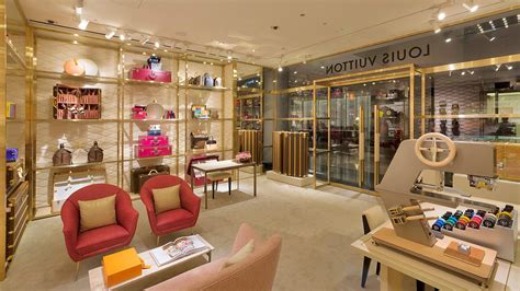 Louis Vuitton India Showroom | Paul Smith