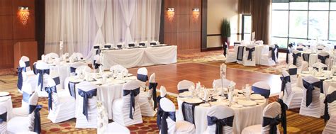 Hamilton, Ontario Weddings: Banquet Rooms at Courtyard Hamilton