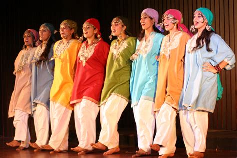 Rouf Dance | A festival of Jammu and Kashmir was presented a… | Flickr